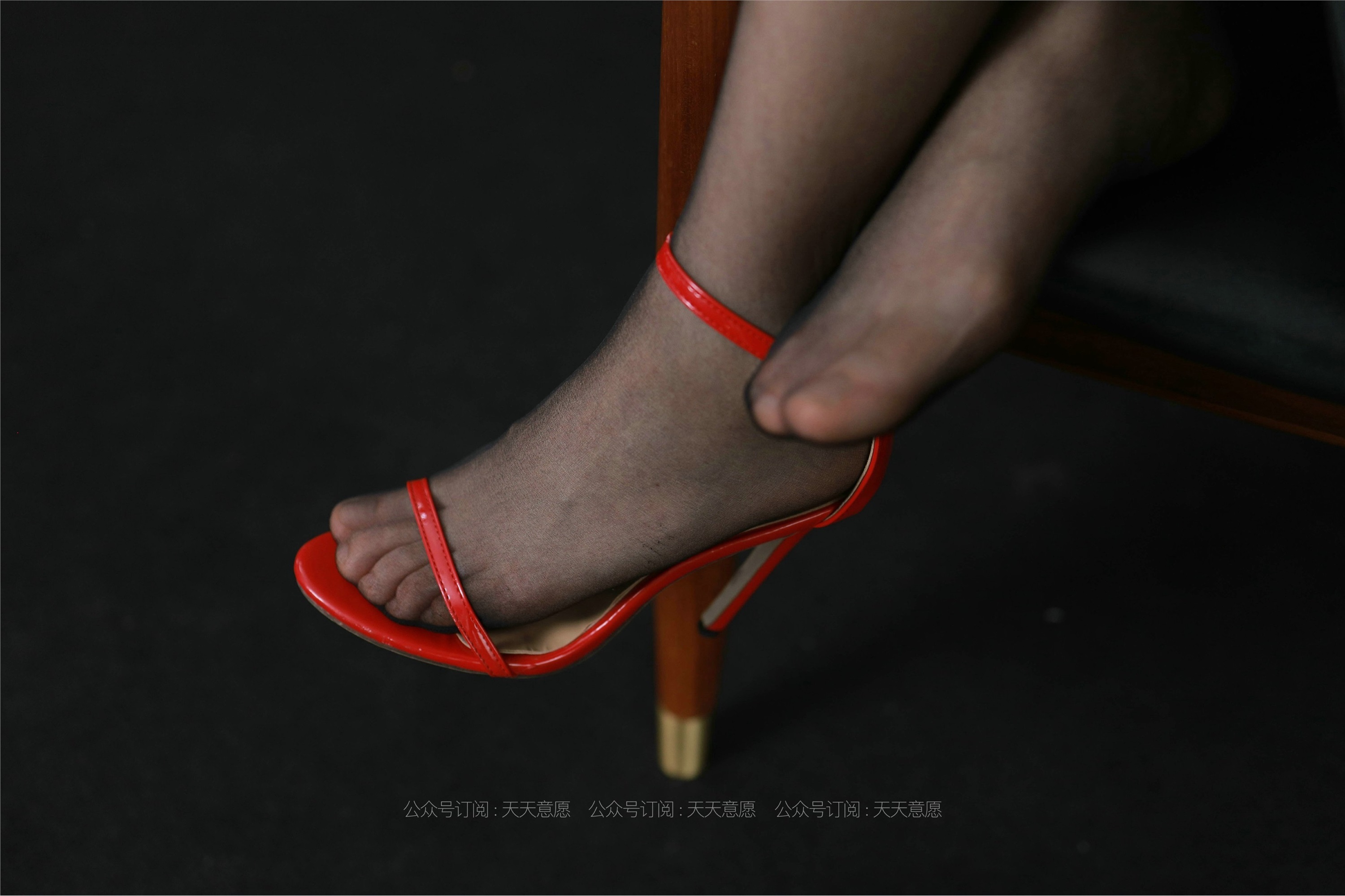 IESS异思趣向  2021.07.23 丝享家868：小婕《职业装展示》